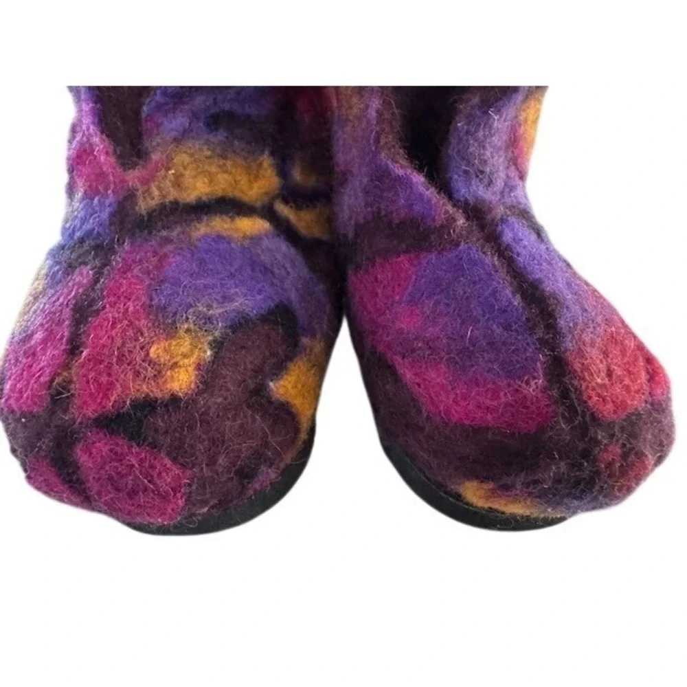 Euro Kids Felted Wool‎ Slippers Boots Colorful Pom Poms Size euro 22 or 6